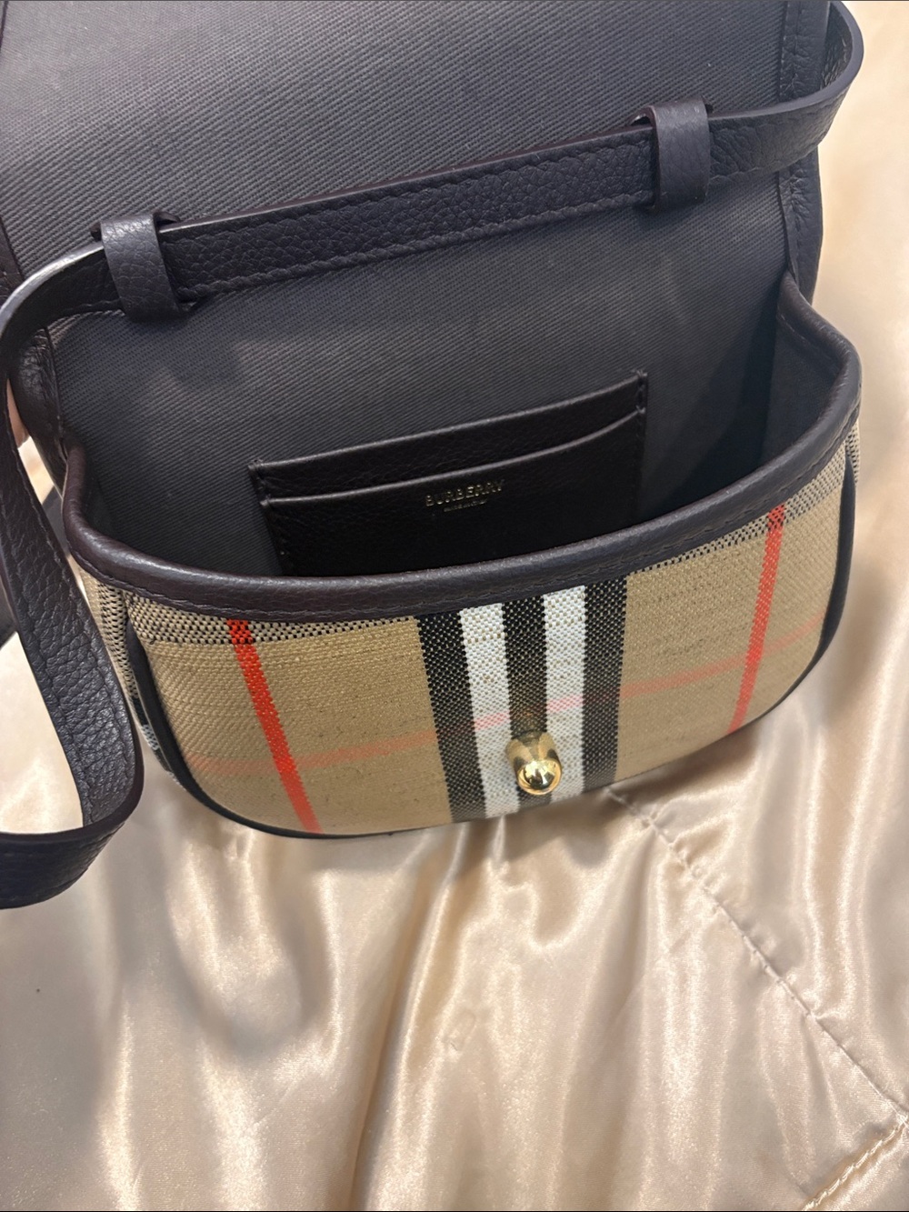 Burberry Mini Highlands Bag in Sand Beige - Picture 9 of 11